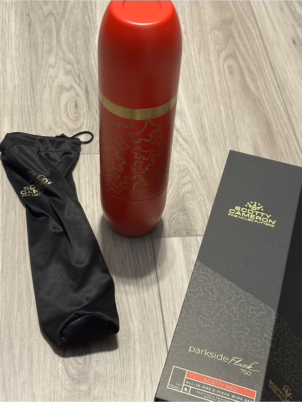 Scotty Cameron parkside Flask 750